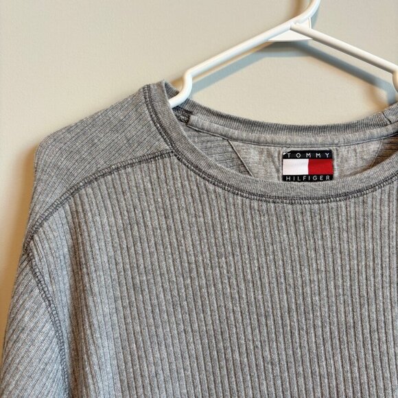 Tommy Hilfiger Men's Large Long Sleeve Ribbed Thermal Gray Layering 90s Vibe - Picture 1 of 12